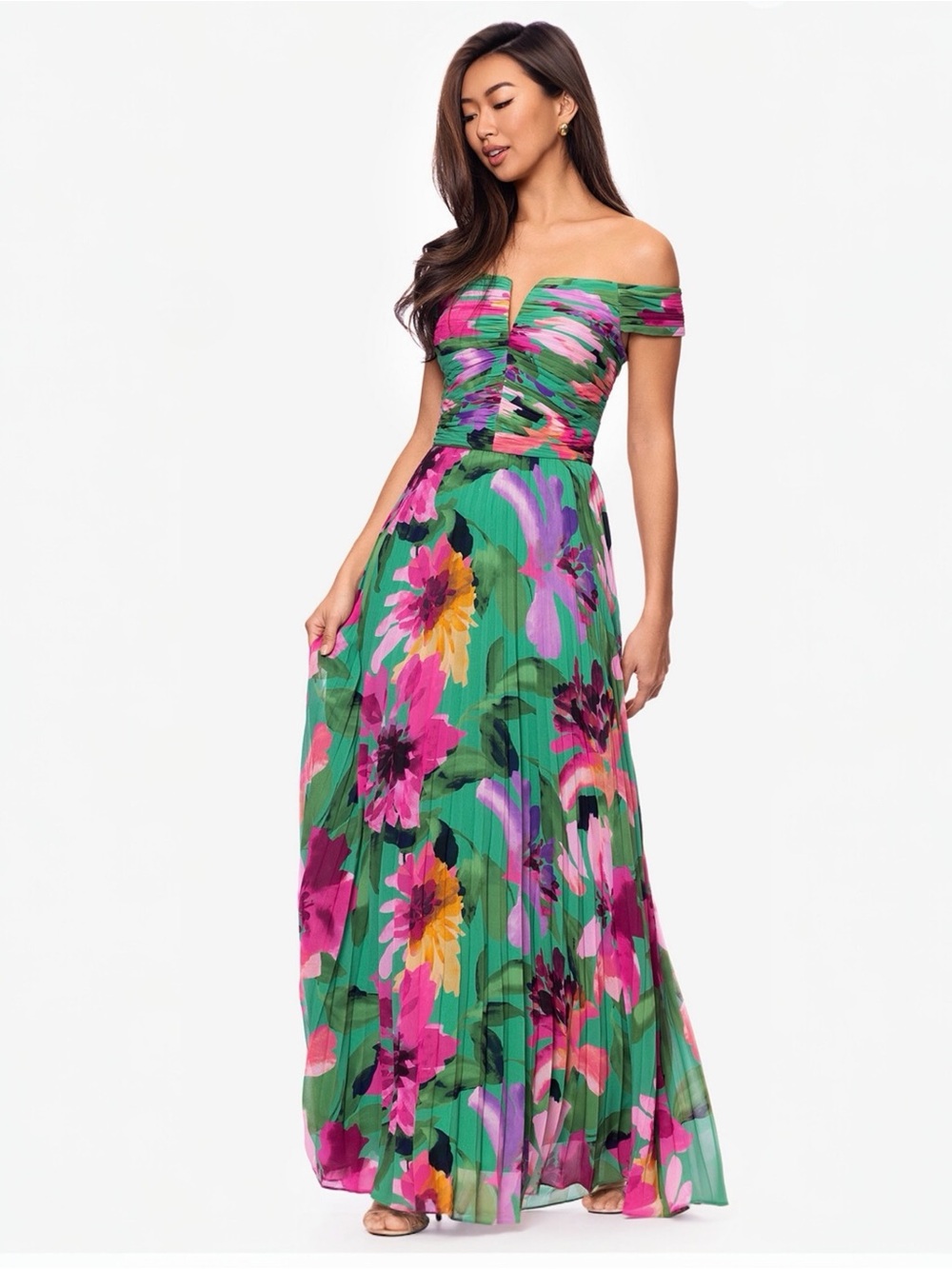 Xscape Eileen Women’s Chiffon Green Floral Pleated Off Shoulder Maxi Gown Size 4